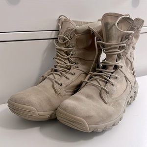 Military Light Tactical Tan Boots